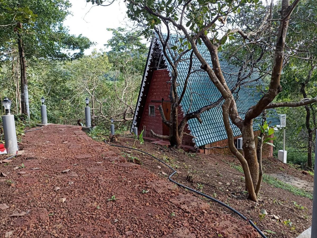 Porsu Hotel Canacona Exterior photo