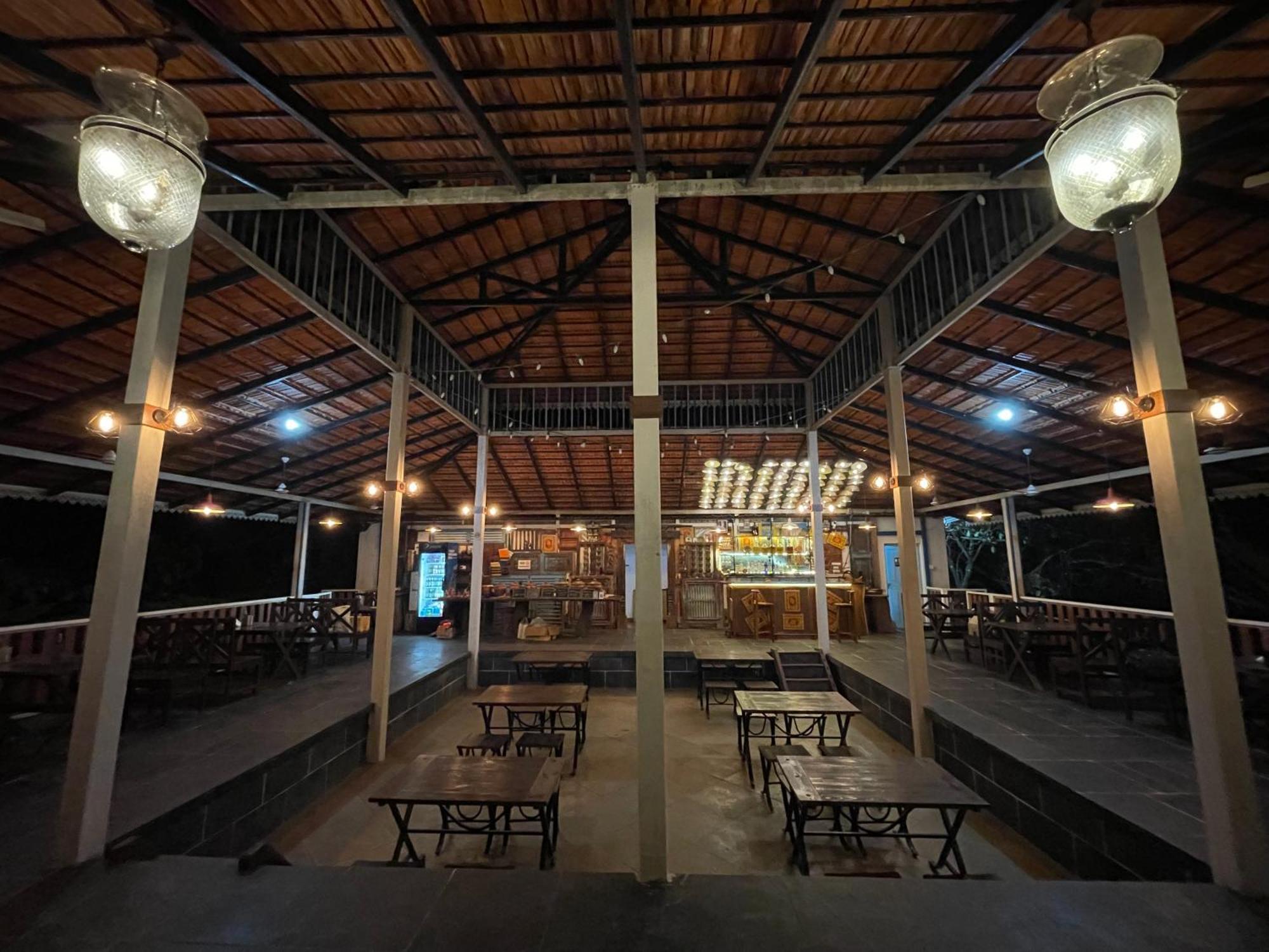 Porsu Hotel Canacona Exterior photo