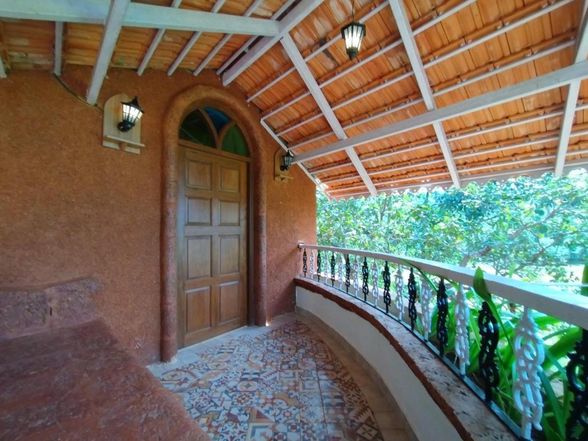 Porsu Hotel Canacona Exterior photo